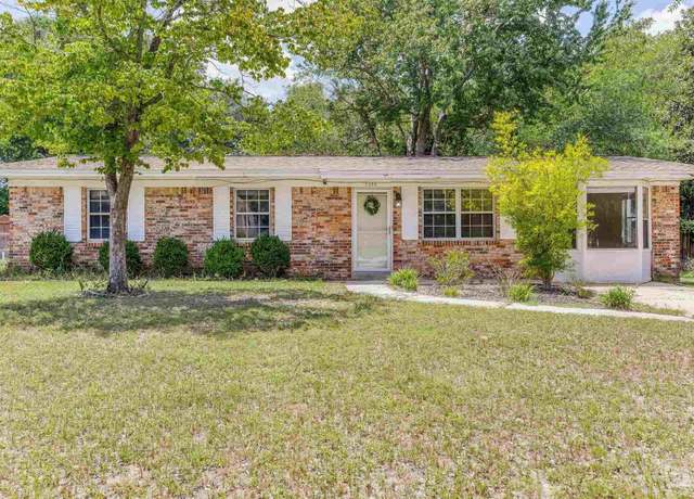 Property at 3255 Newton Dr, Pensacola, FL 32503, 3 beds, 2 baths