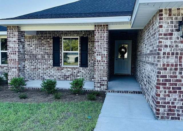 Property at 7919 Twin Lake Dr, Milton, FL 32583, 3 beds, 2 baths