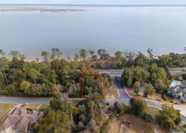 Property at 3002 Pelican Ln, Pensacola, FL 32514