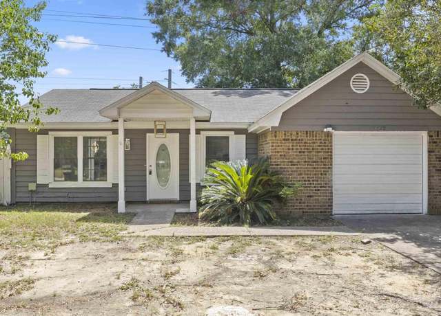 Property at 7722 Deborah Dr, Pensacola, FL 32514, 3 beds, 2 baths