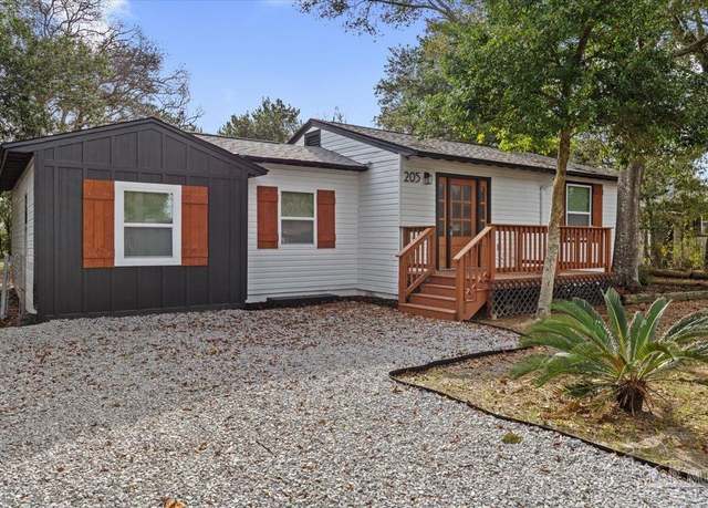 Property at 205 Ruberia Ave, Pensacola, FL 32507, 3 beds, 2 baths
