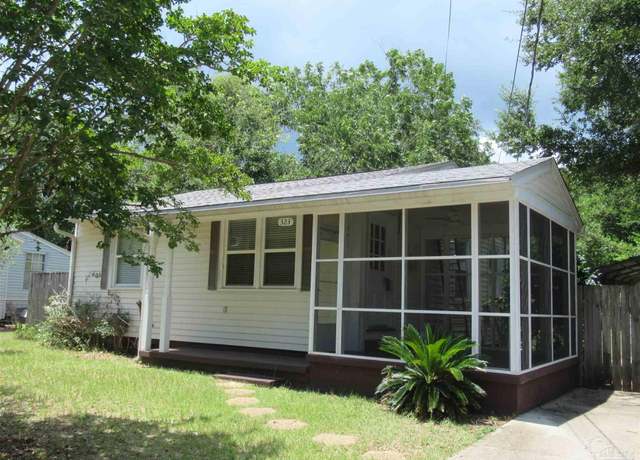 Property at 323 Chaseville St, Pensacola, FL 32507, 2 beds, 1 bath