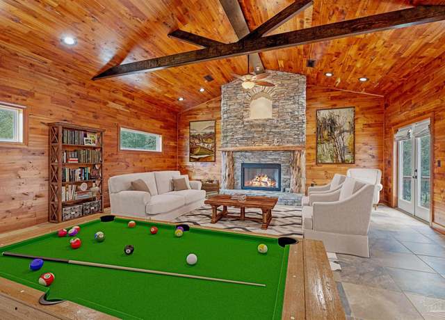 Property at 1011 Bucyrus Ln, Cantonment, FL 32533, 5 beds, 3.5 baths
