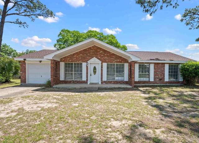 Property at 5719 Ventura Ln, Pensacola, FL 32526, 4 beds, 2 baths