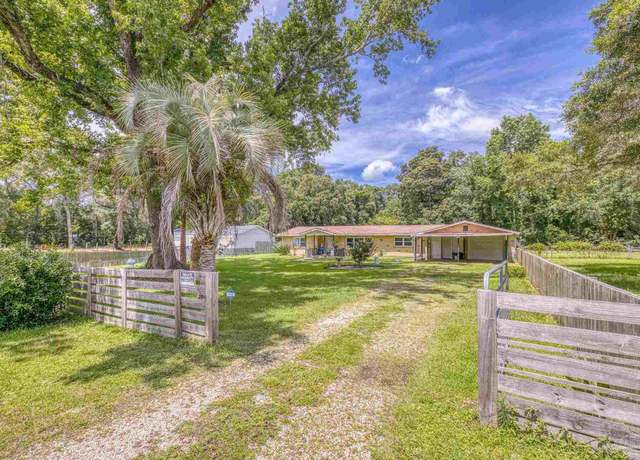 Property at 6202 Lucy St, Pensacola, FL 32503, 2 beds, 1 bath