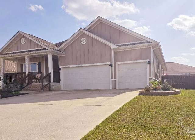 Property at 11013 Coues Dr, Pensacola, FL 32526, 4 beds, 3 baths