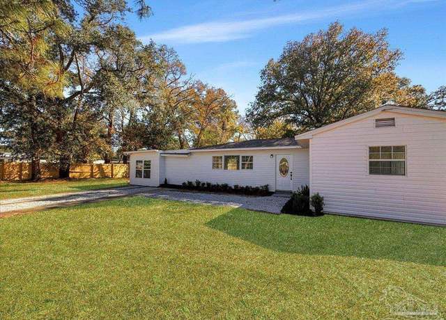 Property at 3190 Torres Ave, Pensacola, FL 32503, 3 beds, 2 baths