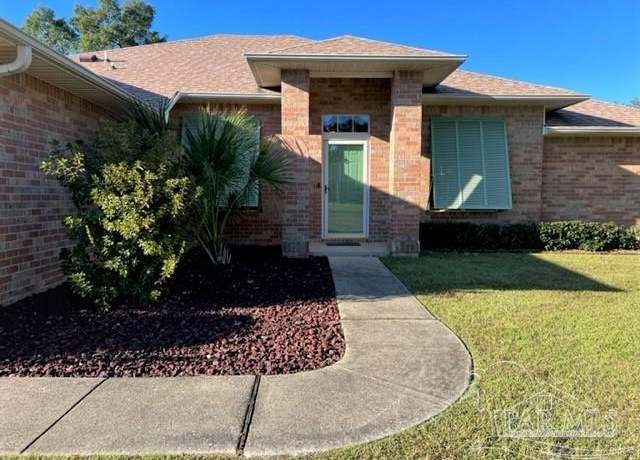 Property at 4906 Laurel Oak Dr, Pace, FL 32571, 4 beds, 3 baths