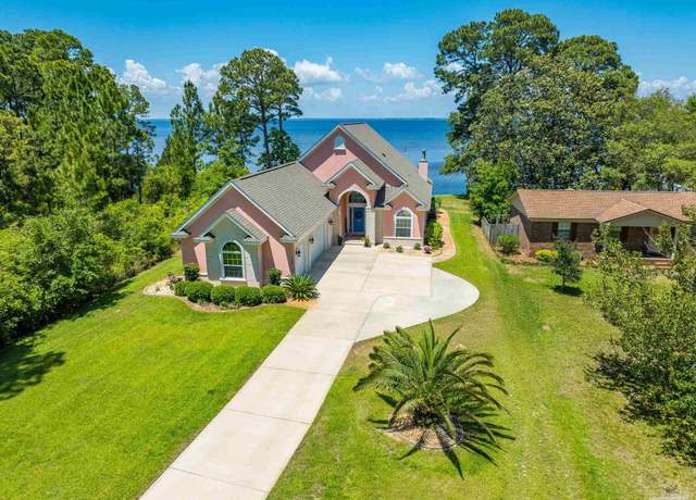 Property at 5136 Point Shores Ln, Gulf Breeze, FL 32563, 4 beds, 2 baths