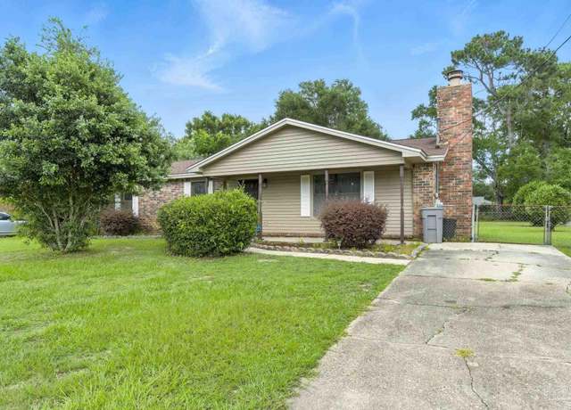 Property at 2846 Godwin Ln, Pensacola, FL 32526, 3 beds, 2 baths
