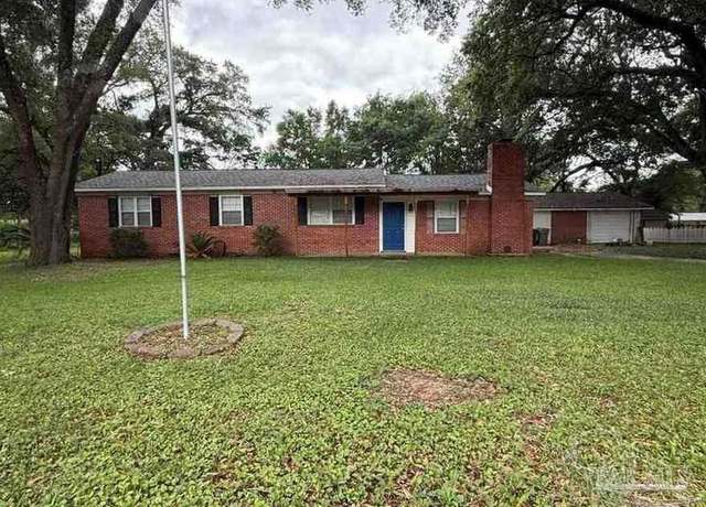 Property at 215 Etta St, Pensacola, FL 32514, 4 beds, 2 baths