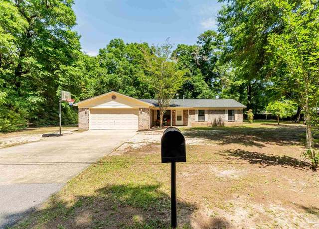 Property at 4800 Van Horn Rd, Milton, FL 32583, 3 beds, 2 baths