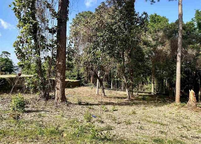 Property at 3018 Pelican Ln, Pensacola, FL 32514
