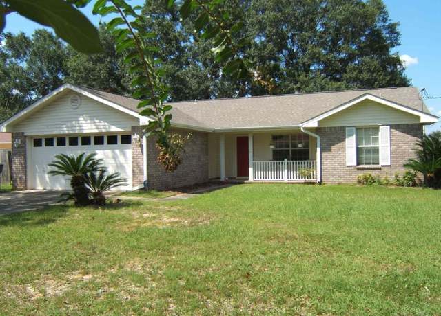 Property at 1318 Kayzan St, Pensacola, FL 32534, 3 beds, 2 baths