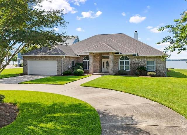 Property at 5450 N Shore Rd, Pensacola, FL 32507, 3 beds, 2 baths