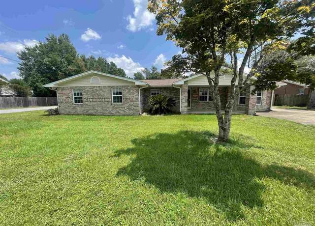 Property at 4780 Keyser Ln, Pace, FL 32571, 3 beds, 2 baths