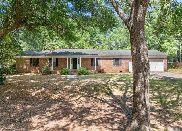 Property at 5325 Crystal Creek Dr, Pace, FL 32571, 3 beds, 2 baths