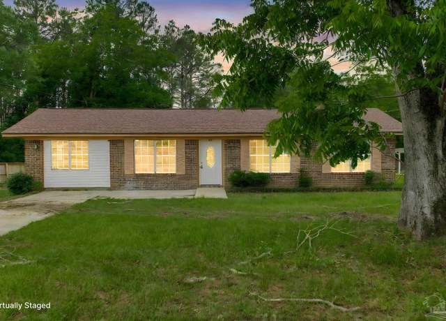 Property at 8123 Mobile Hwy, Pensacola, FL 32526, 4 beds, 2.5 baths