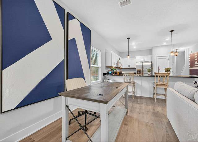 Property at 8336 Highland Ridge Dr Unit 5A, Pensacola, FL 32534, 3 beds, 2.5 baths
