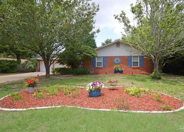 Property at 5845 Keystone Rd, Pensacola, FL 32504, 3 beds, 2 baths