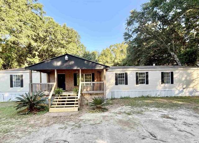 Property at 4004 Windsor Ln, Pace, FL 32571, 4 beds, 2 baths