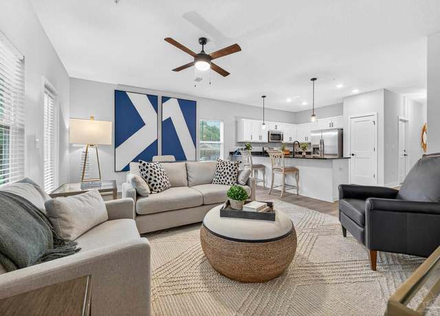 Property at 1956 Highland Ridge Ct Unit 4B, Pensacola, FL 32534, 3 beds, 2.5 baths