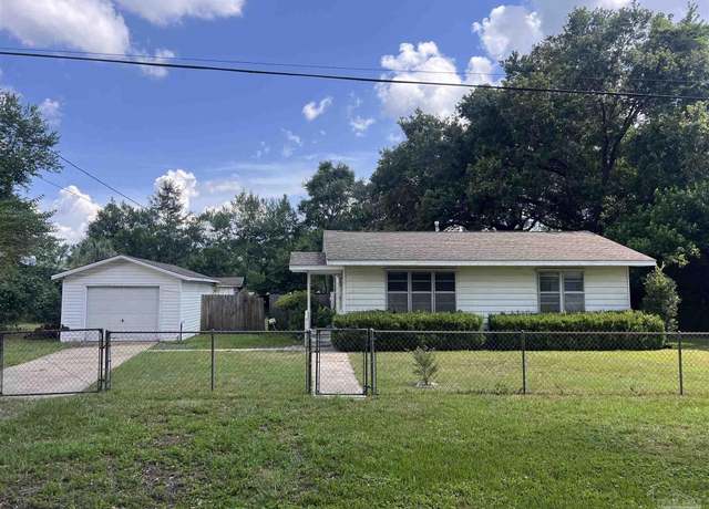 Property at 16 Whitehead Dr, Pensacola, FL 32503, 2 beds, 1 bath