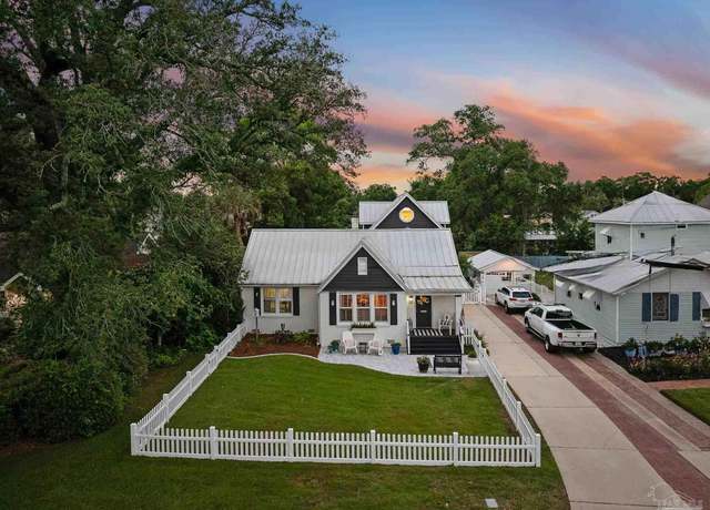 Property at 1910 E Mallory St, Pensacola, FL 32503, 4 beds, 2.5 baths