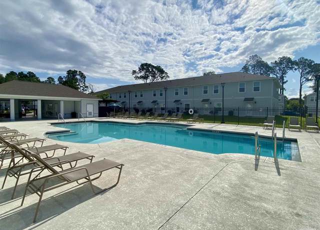 Property at 1614 Iroquois Ct, Pensacola, FL 32534, 3 beds, 2.5 baths