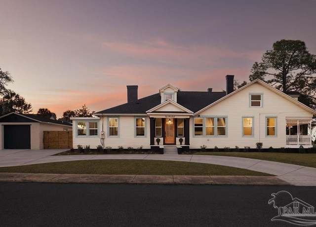 Property at 200 W Wright St, Pensacola, FL 32501, 5 beds, 4.5 baths