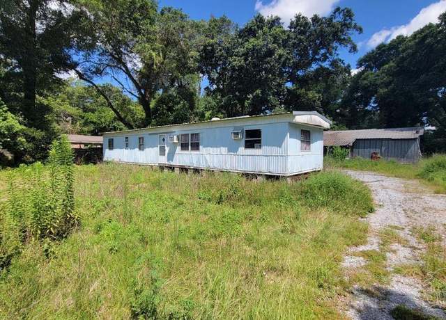 Property at 206 Lenox Pkwy, Pensacola, FL 32505, 3 beds, 2 baths
