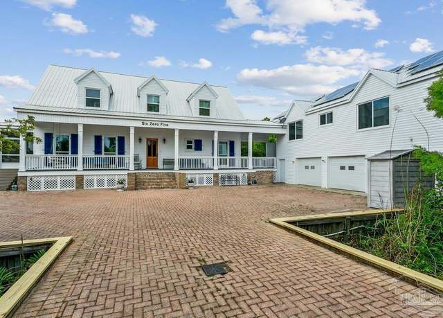 Property at 605 Chesapeake Dr, Gulf Breeze, FL 32561, 5 beds, 5 baths