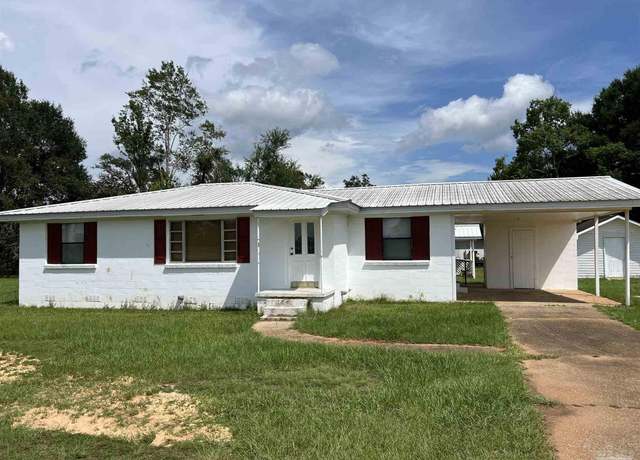 Property at 5022 Spring St, Jay, FL 32565, 2 beds, 1 bath