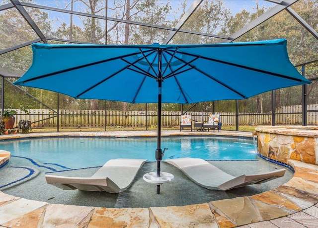 Property at 8414 Foxtail Loop, Pensacola, FL 32526, 5 beds, 3 baths