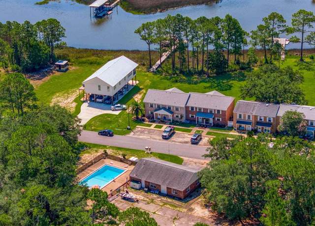 Property at 1940 Bay Point Blvd, Milton, FL 32583, 3 beds, 1.5 baths