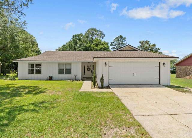 Property at 2121 Oakstream Ave, Pensacola, FL 32526, 3 beds, 2 baths