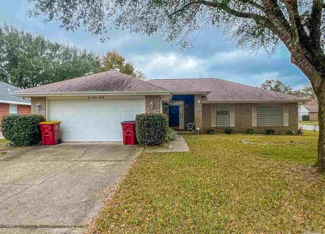 Property at 6942 Kapok Dr, Milton, FL 32583, 4 beds, 2 baths