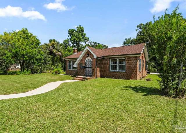 Property at 1000 W Lee St, Pensacola, FL 32501, 2 beds, 2 baths