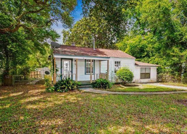 Property at 16 Glynquist Ave, Pensacola, FL 32526, 3 beds, 1 bath
