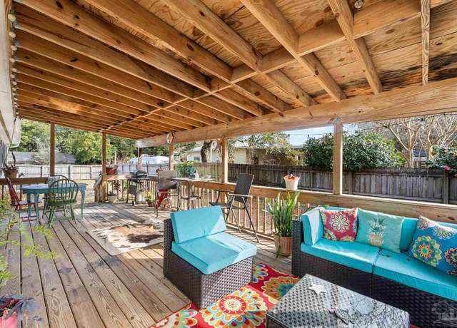 Property at 3207 E Mallory St, Pensacola, FL 32503, 4 beds, 2 baths