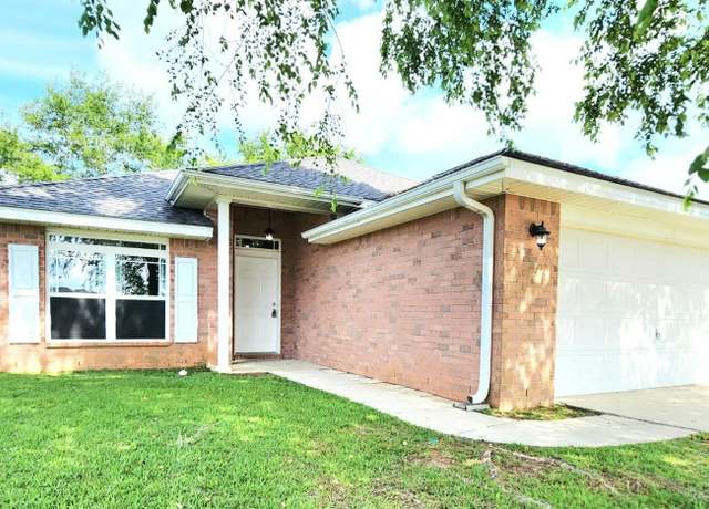 Property at 2454 Flintstone Dr, Cantonment, FL 32533, 3 beds, 2 baths