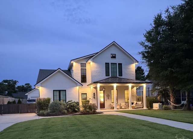 Property at 1869 E Bobe St, Pensacola, FL 32503, 3 beds, 2.5 baths