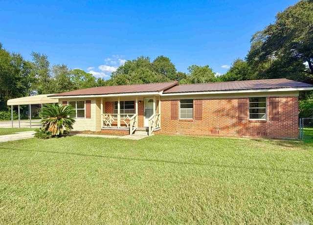Property at 6110 Nashville Ave, Pensacola, FL 32526, 4 beds, 1.5 baths