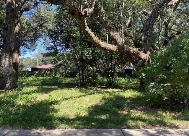 Property at 228 Cherokee Trl, Pensacola, FL 32506