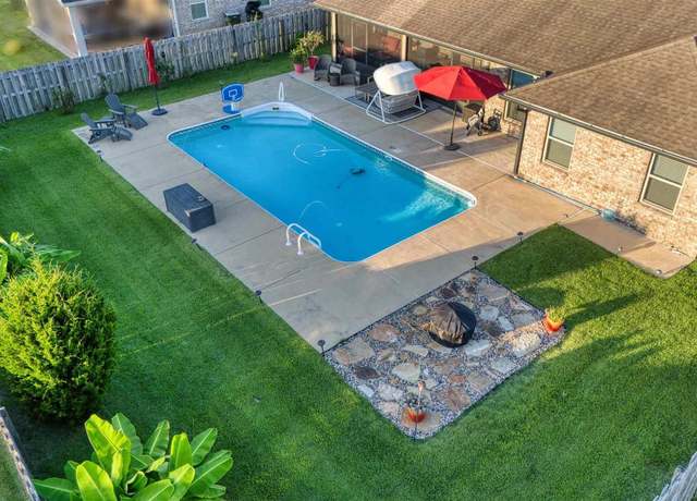 Property at 5132 Wheeler Way, Pensacola, FL 32526, 4 beds, 3 baths