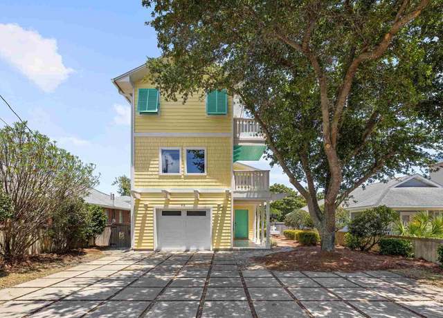 Property at 93 Woodward St, Destin, FL 32541, 5 beds, 3.5 baths