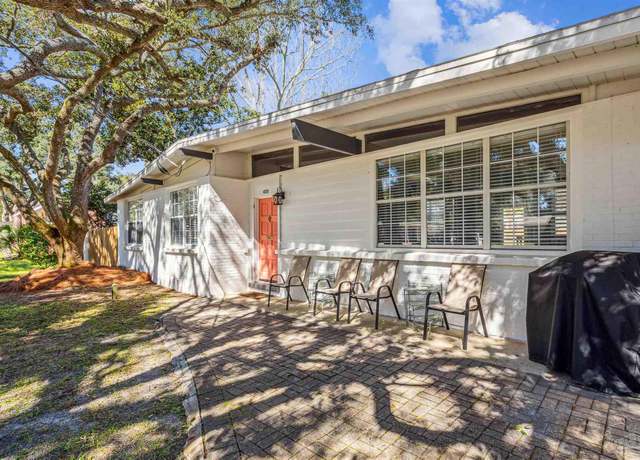 Property at 420 Warwick St, Gulf Breeze, FL 32561, 4 beds, 3 baths