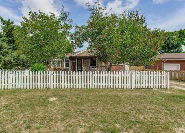 Property at 1230 Wilson Ave, Pensacola, FL 32507, 3 beds, 1 bath