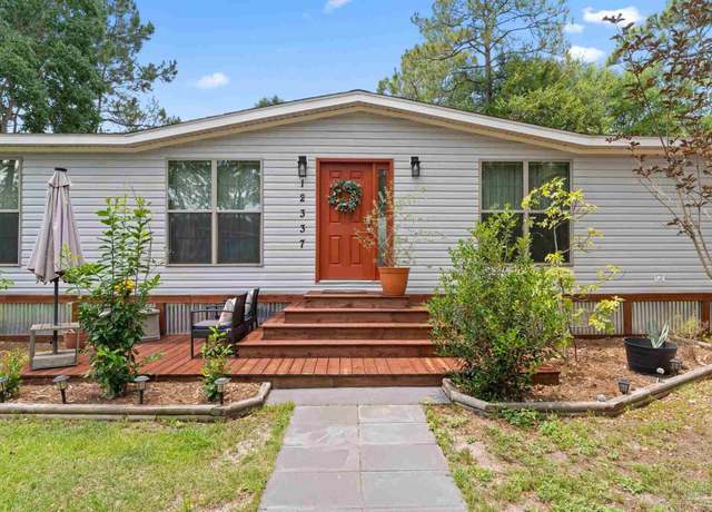 Property at 12337 Ailanthus Dr, Pensacola, FL 32506, 3 beds, 3 baths