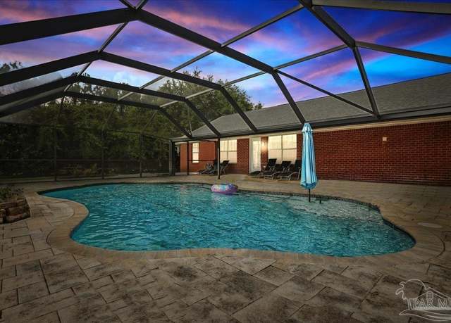 Property at 2011 Candlewood Dr, Navarre, FL 32566, 3 beds, 2 baths